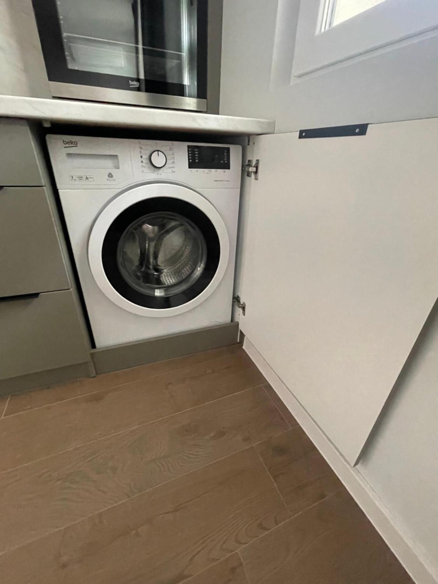 Vanquish Central Apartment Βάρνα Εξωτερικό φωτογραφία