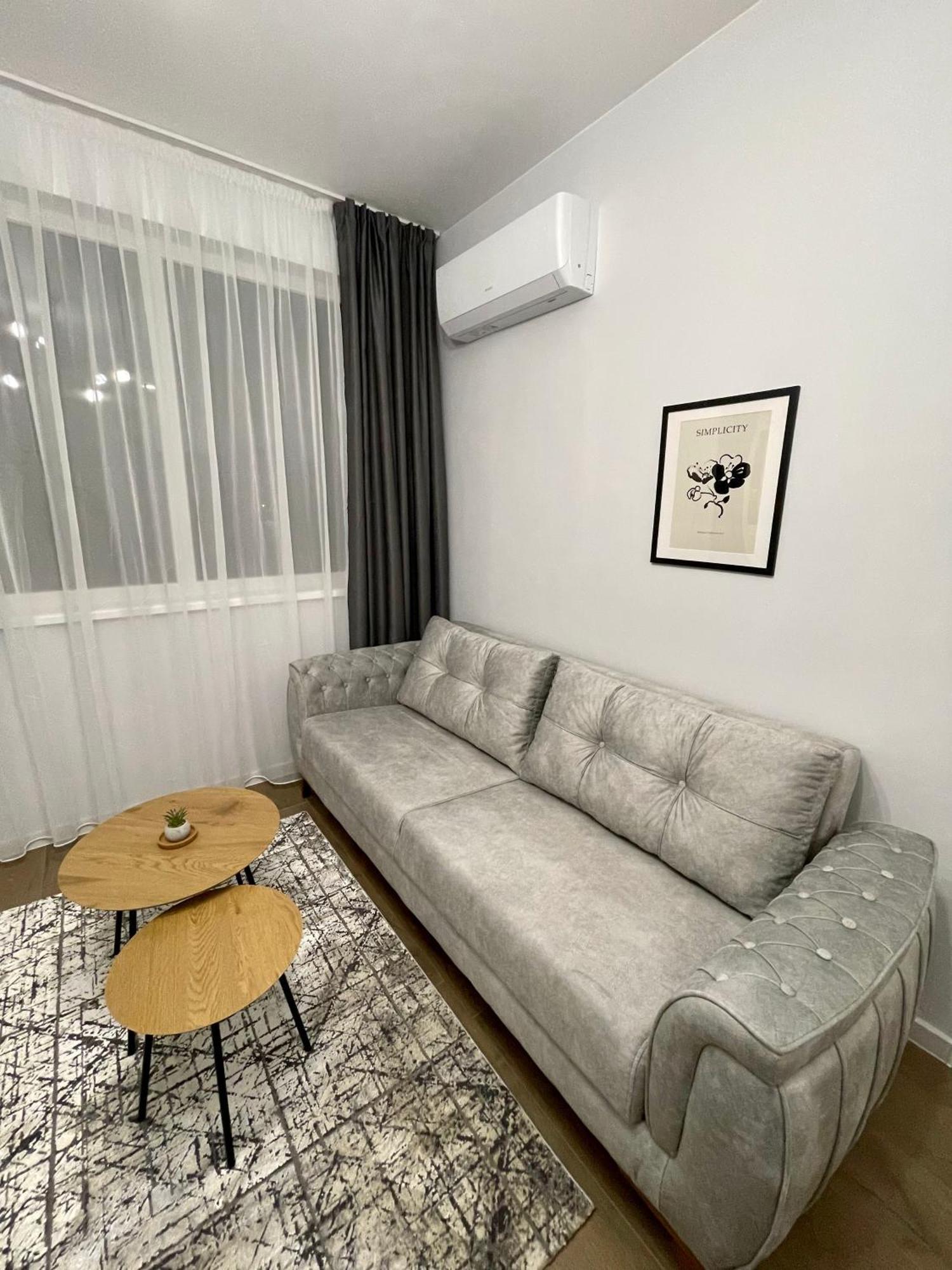 Vanquish Central Apartment Βάρνα Εξωτερικό φωτογραφία