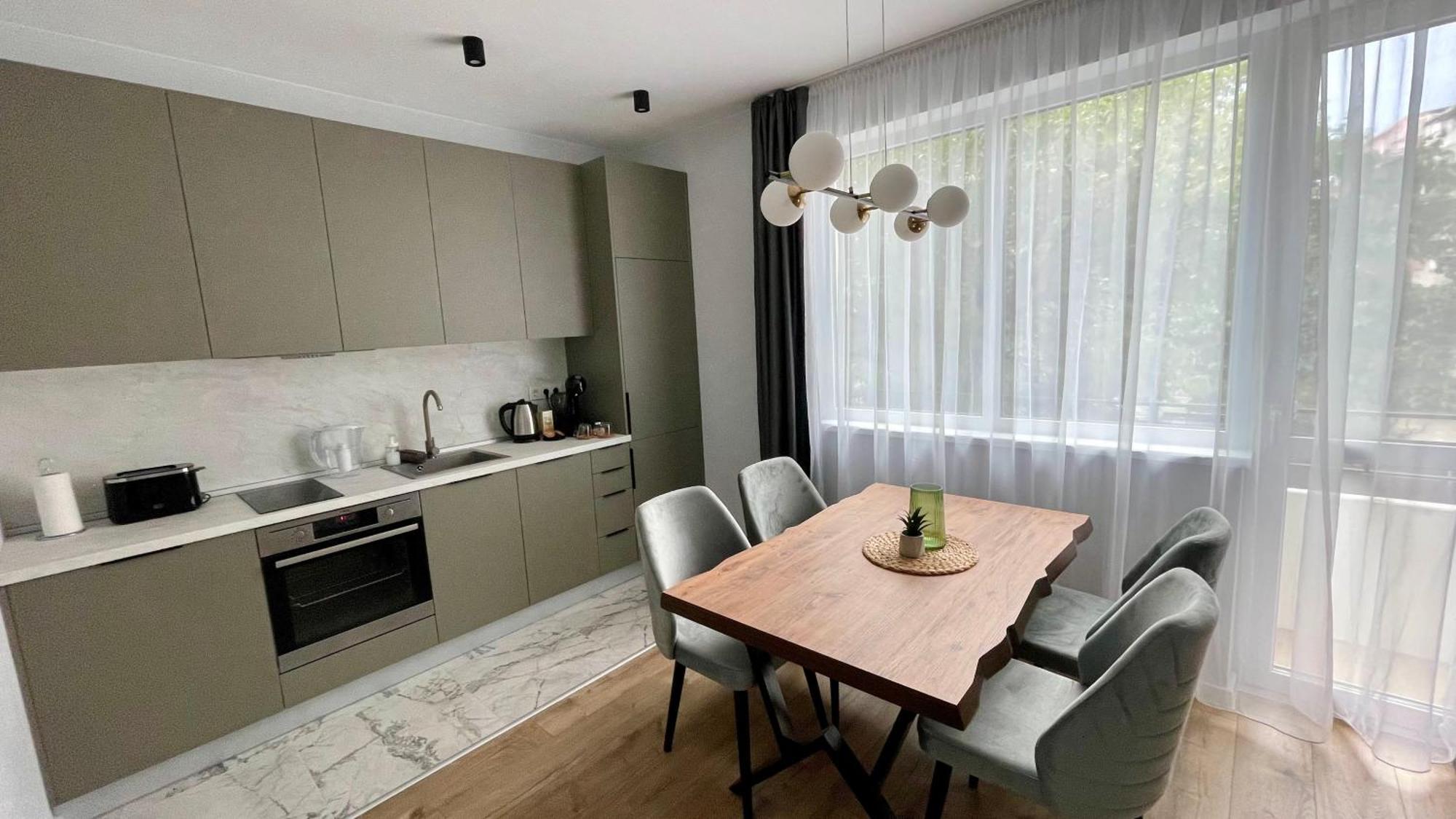 Vanquish Central Apartment Βάρνα Εξωτερικό φωτογραφία